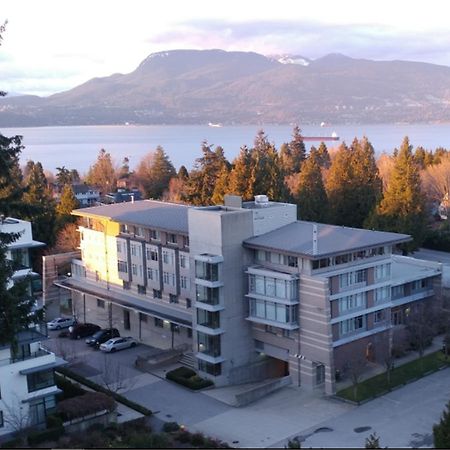 Apartamento Carey Centre Vancouver Exterior foto