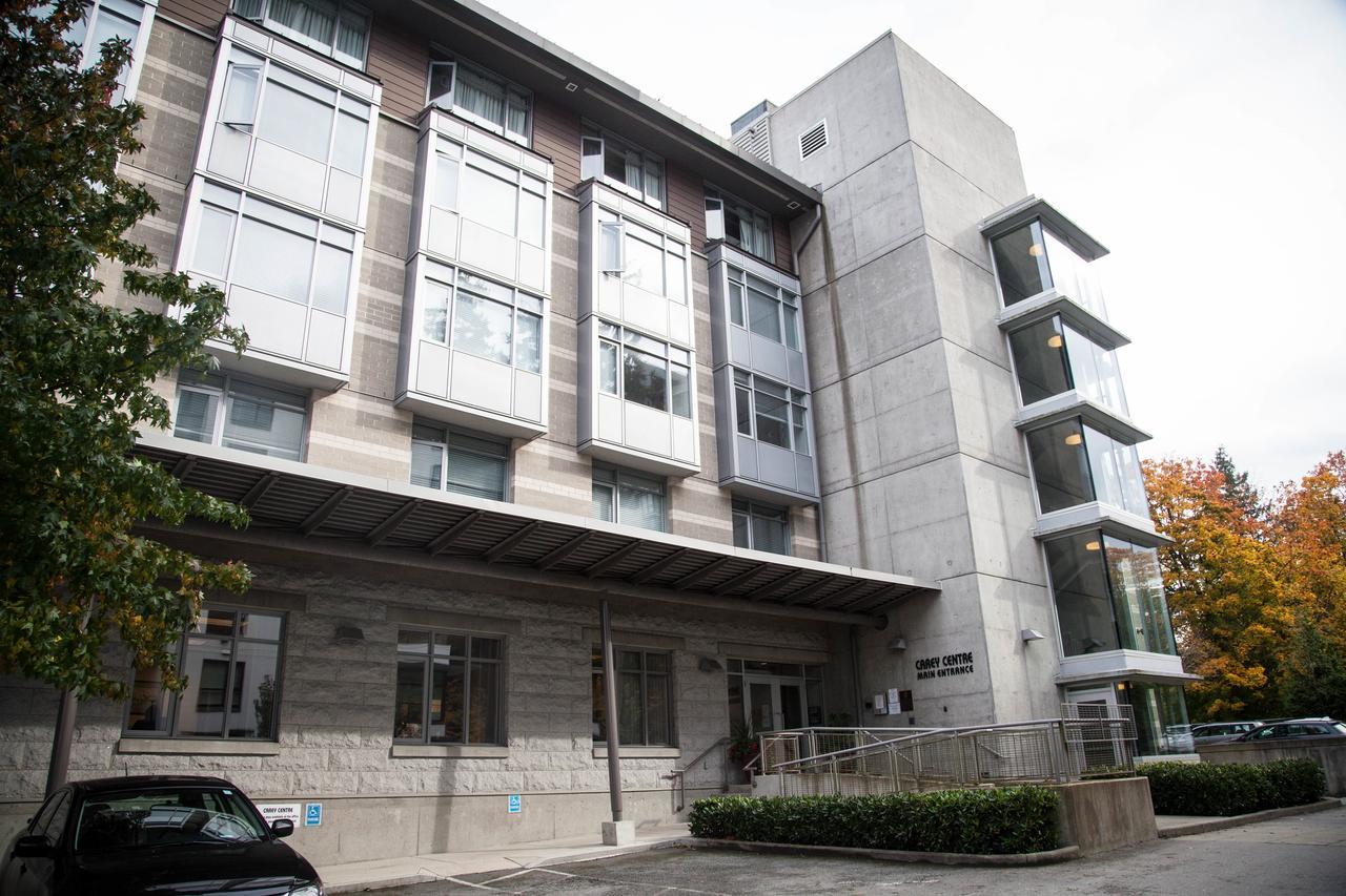 Apartamento Carey Centre Vancouver Exterior foto