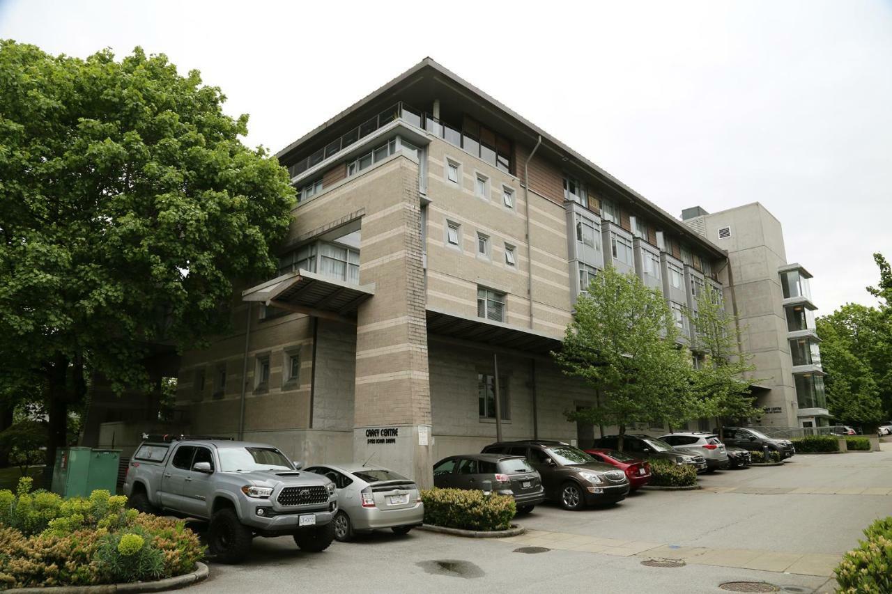 Apartamento Carey Centre Vancouver Exterior foto